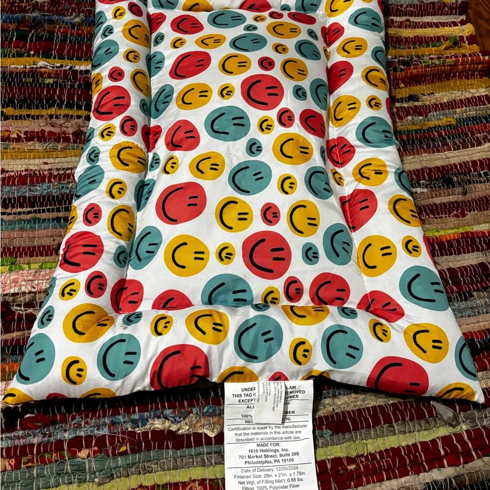 Colorful Smiley Face Small Pet Bedding